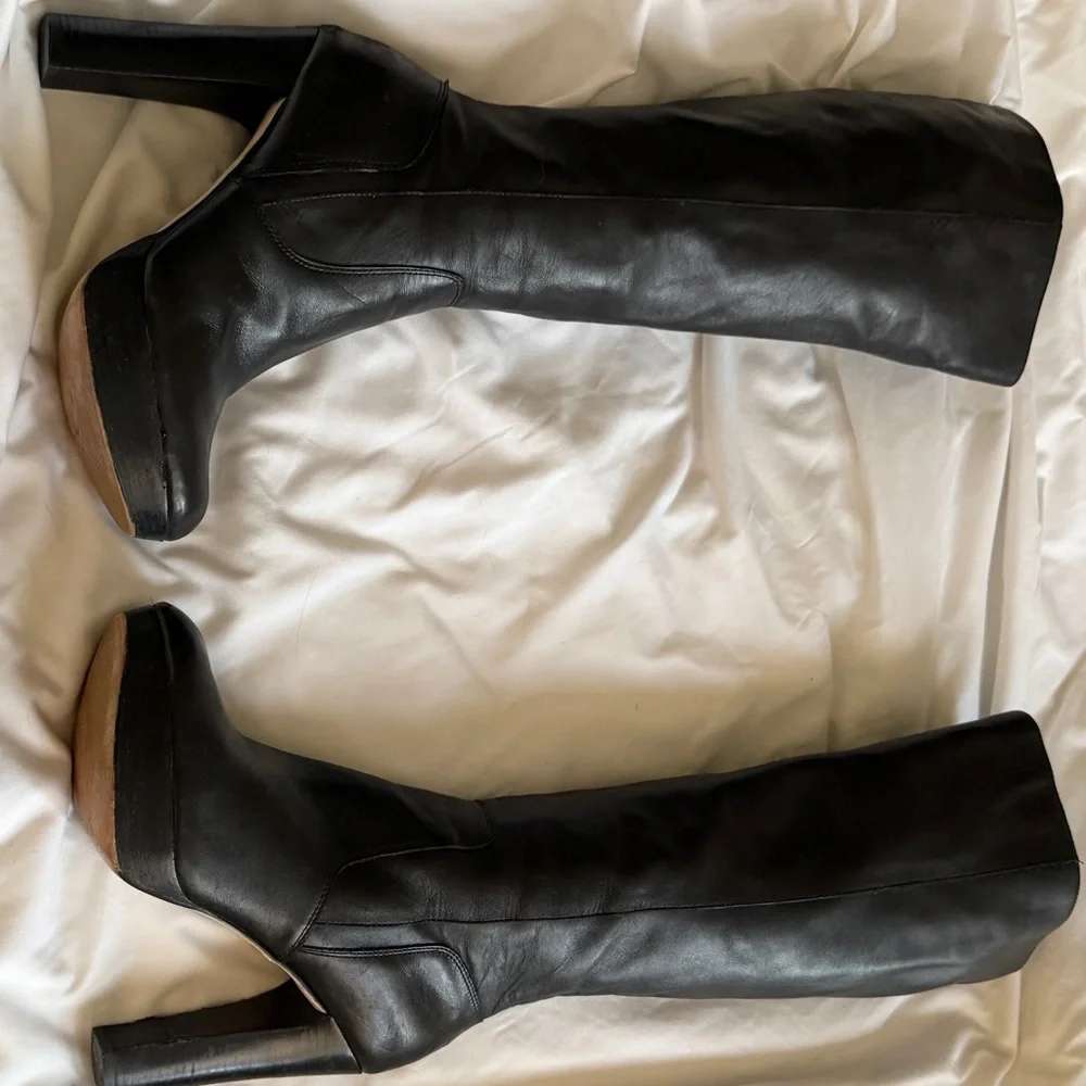 MICHAEL KORS Black Leather Tall Boots Women Size 9 - Picture 3 of 16